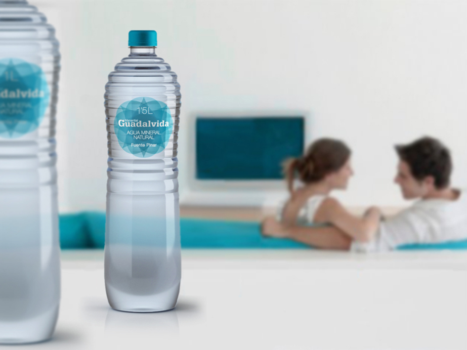 Etiquetado de producto – Agua, transparencia y color